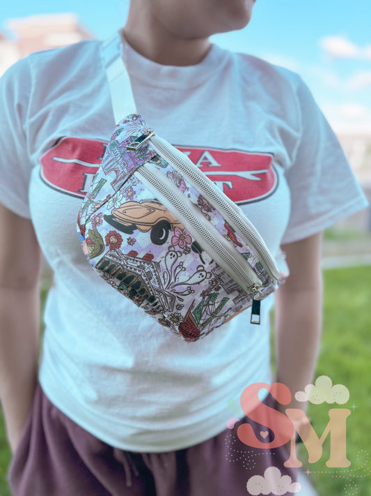 RTS Mouse House Zipper Fanny